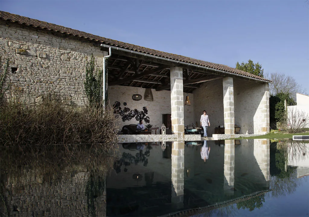 Location de house with pool à Landrais — photo 2