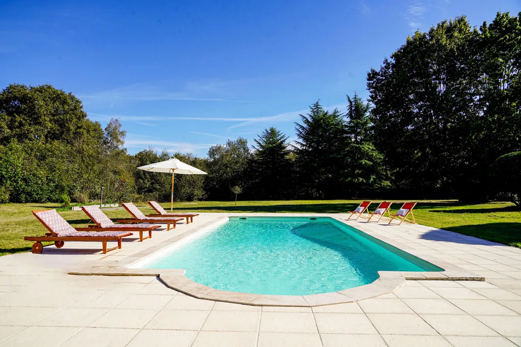 Location de house with pool à Cénac — photo 3