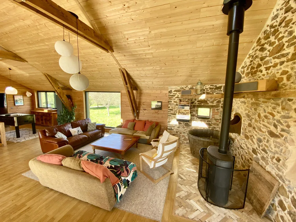 Location de casa rural à Montigné-le-Brillant — photo 2
