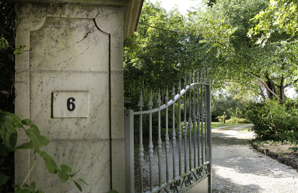 Location de house with pool à Landrais — photo 3