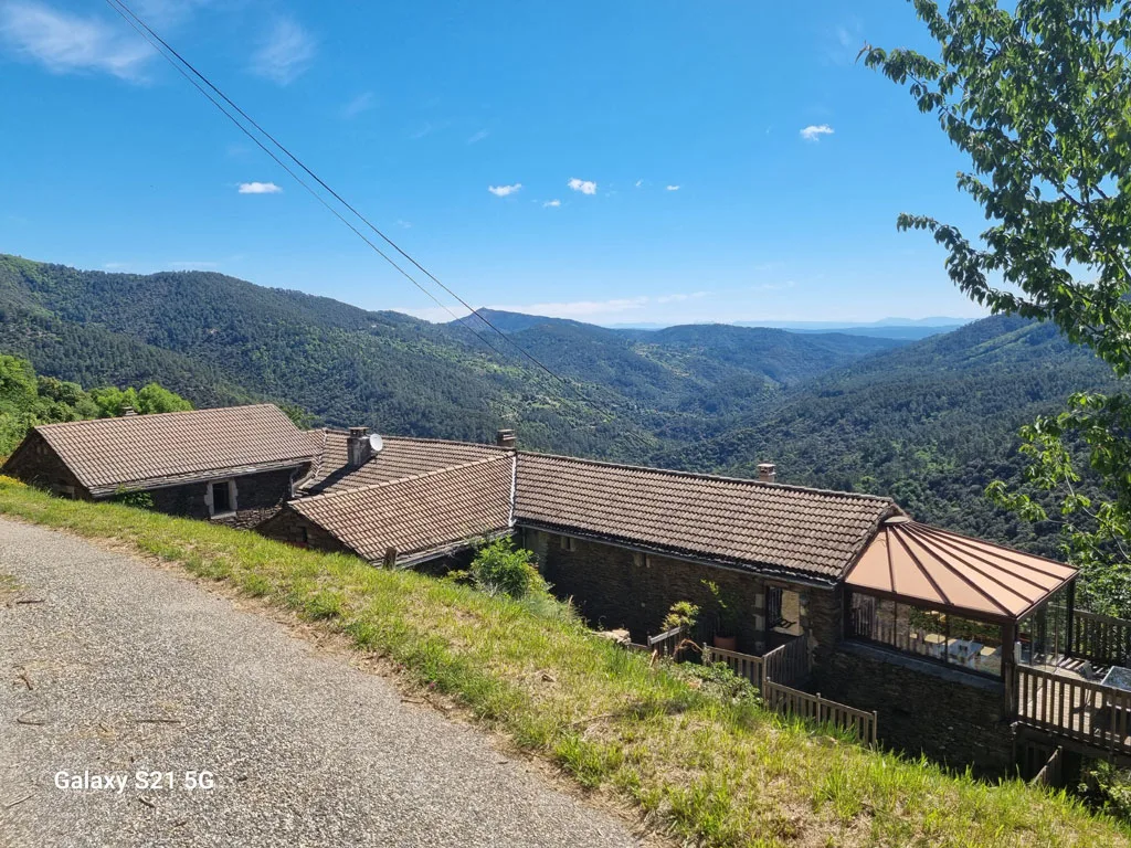Location de casa con piscina à St-André-Lachamp — photo 2