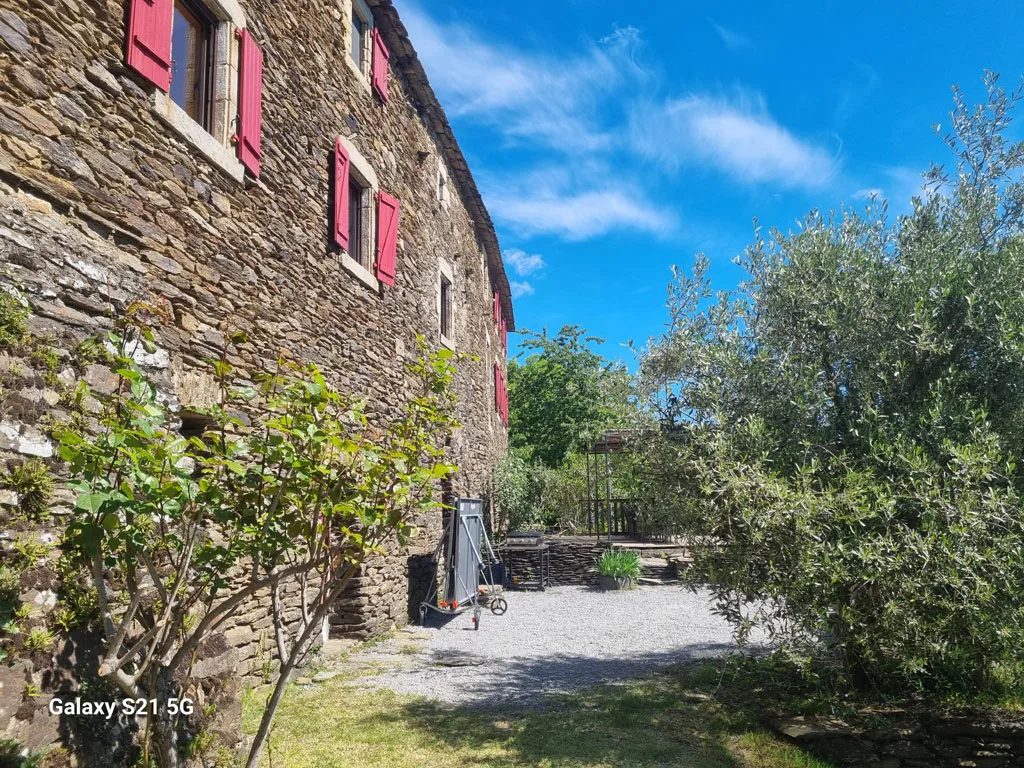 Location de casa con piscina à St-André-Lachamp — photo 3