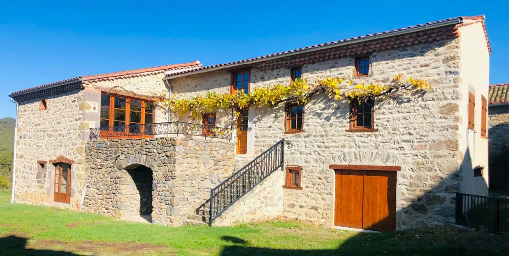 Gîte Les Voûtes du Chambon photo 2