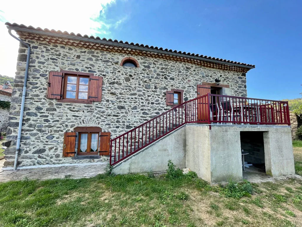 Gîte Les Voûtes du Chambon photo 3