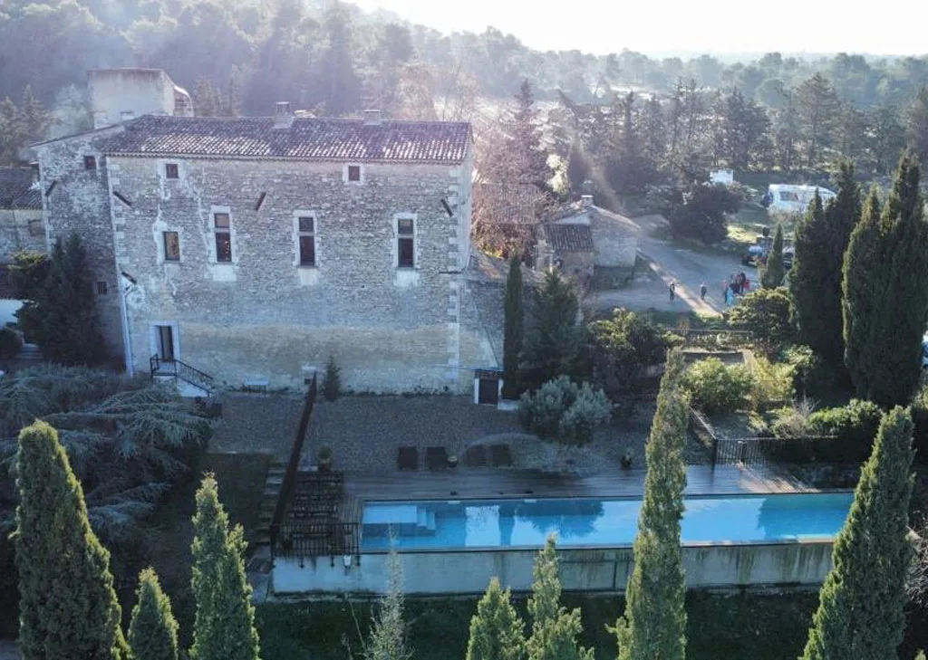 Château Petit Sonnailler photo 2