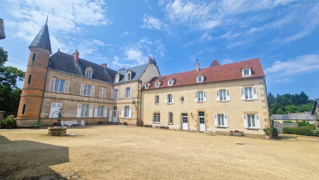 Location de casa con piscina à La Chapelle Baloue — photo 3