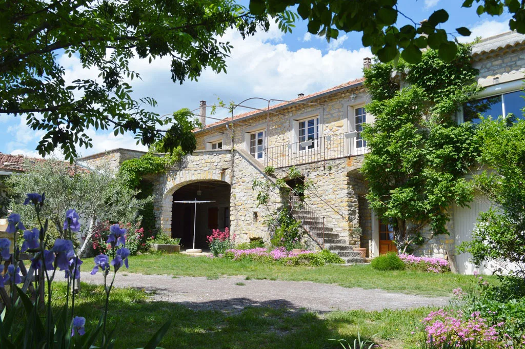 Casa con piscina à Mirabel