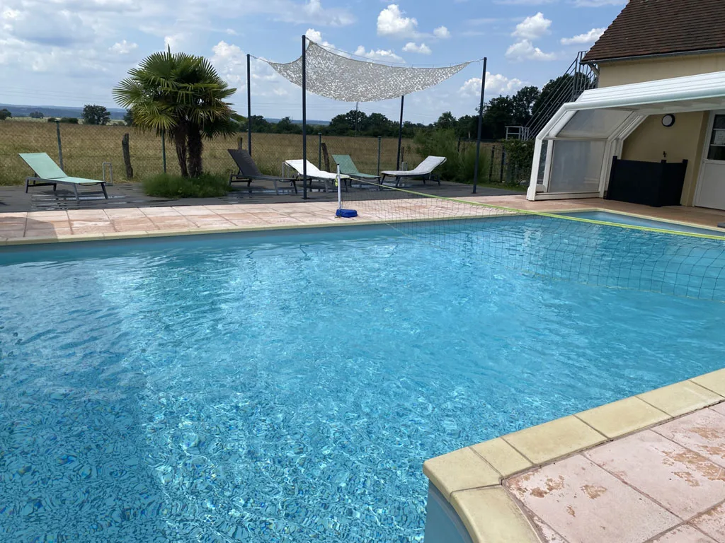 Location de house with pool à Saint Gerand de Vaux — photo 3