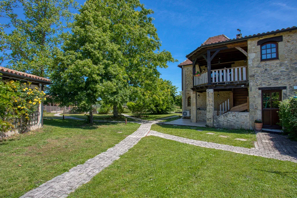 Hameau du Jardin Fleuri photo 4