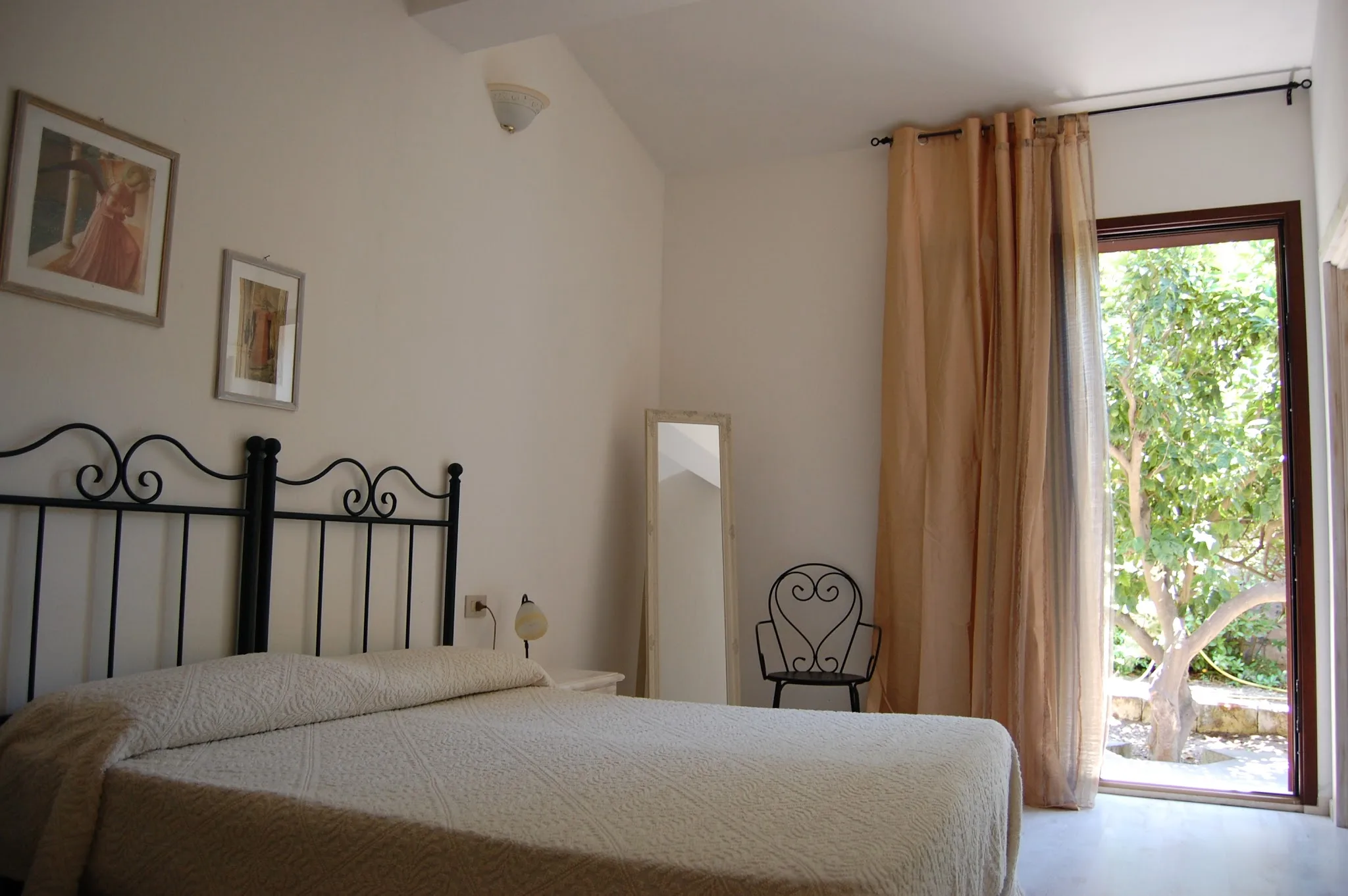 Guest House Andrea e Valentina photo 2