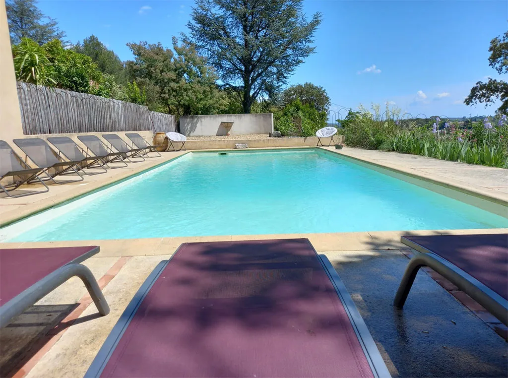 Casa con piscina à Boisseron