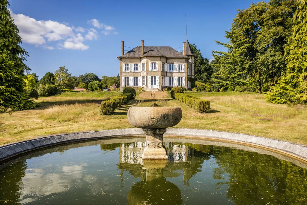Location de house with pool à Vicq-sur-Breuil — photo 3