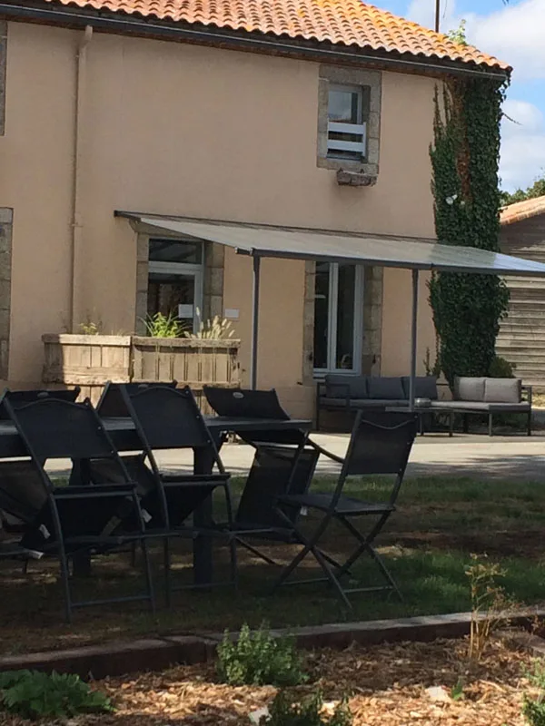 Location de casa con piscina à Saint-Malo-du-Bois — photo 2