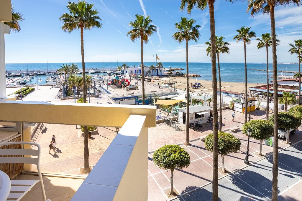 Rentcostadelsol photo 3