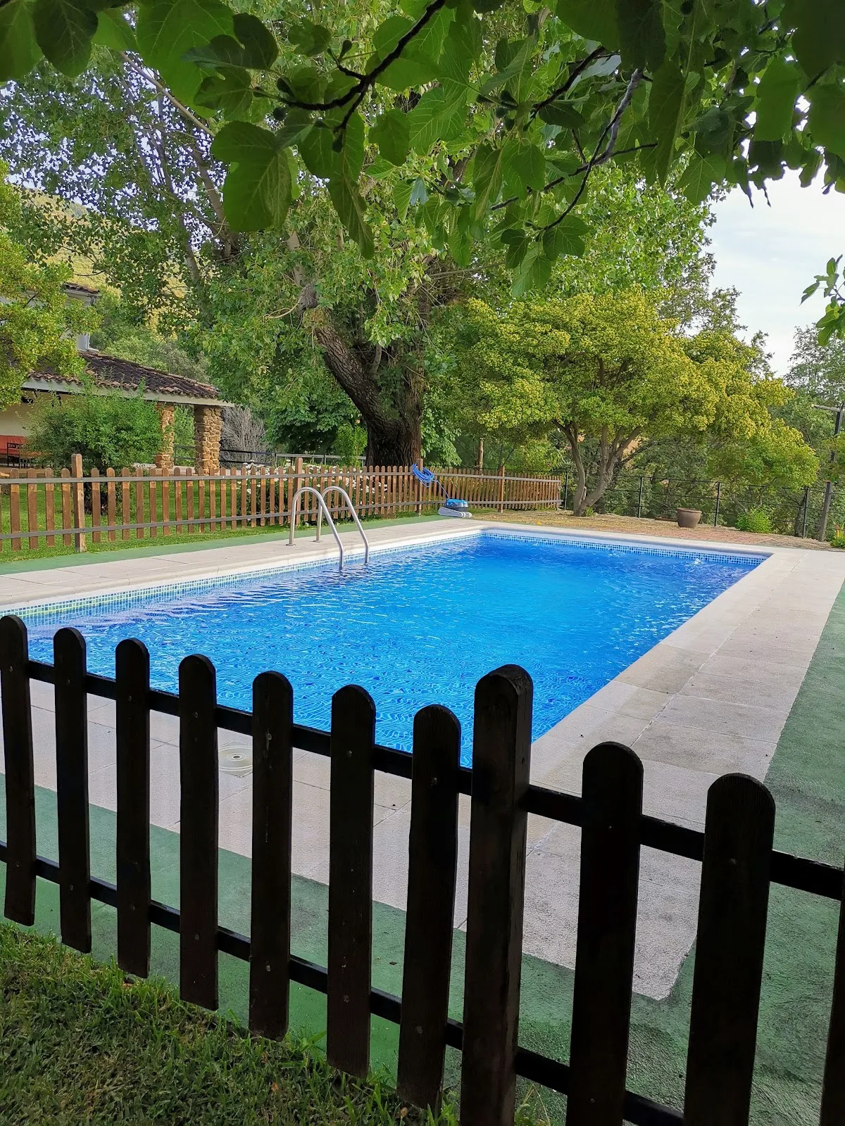 Location de house with pool à Navaconcejo — photo 3