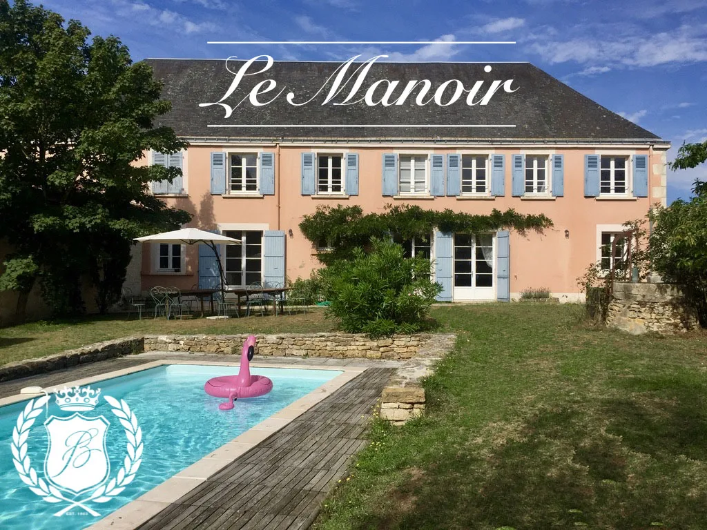 Casa con piscina à Bourneau