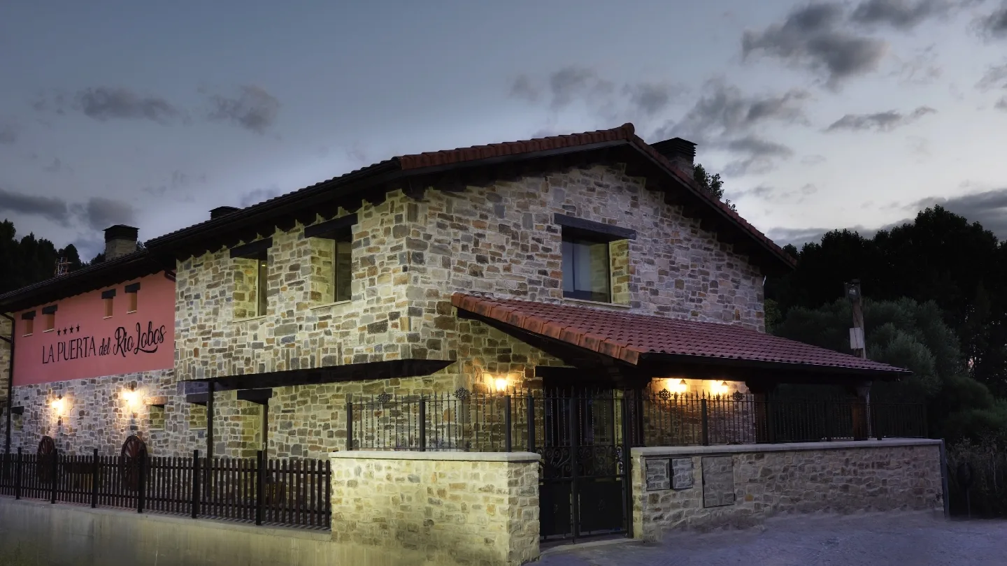 Casas Rurales La Puerta del Río Lobos photo 5